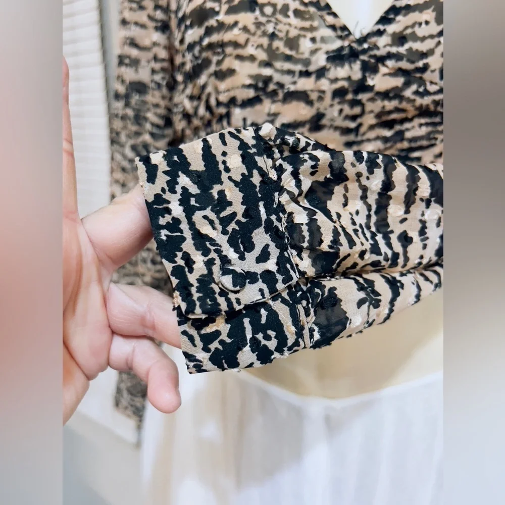Zara brand size XS Stylish Black and Tan Crop Top